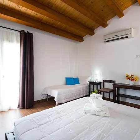 Alojamento de Turismo Rural Agriturismo Helios *